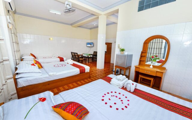 Hotel Smile