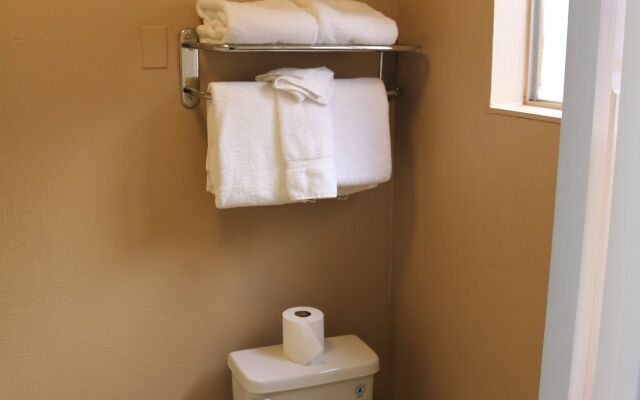 Bluelake Inn at Tahoe