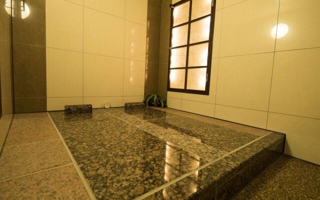 HOTEL METRO - Adult Only