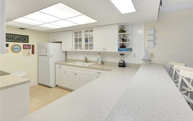 Captains Quarters 218 - Two Bedroom Condo