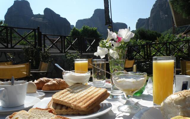 Tsikeli Boutique Hotel Meteora - Adults Friendly