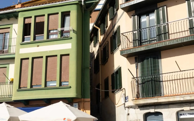 Torrontero con vistas al mar