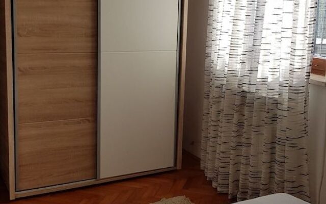 Apartment Leo