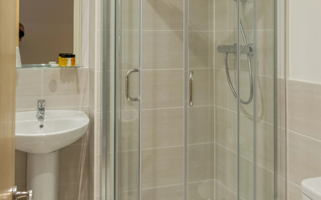 Stanshawe Court by House of Fisher