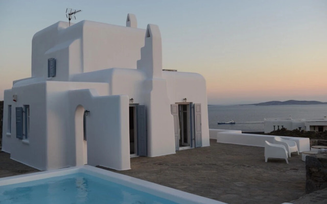 Villa Crystal