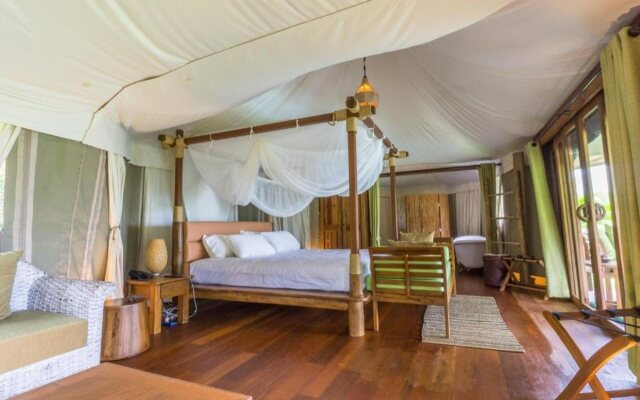 9 Hornbills Tented Camp