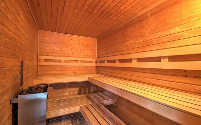 Breck Ski-in/ski-out Condo Near Main Street!