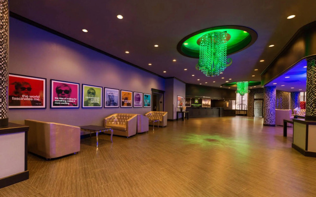 Holiday Inn Select North Dallas