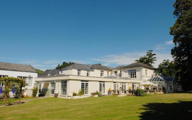 Oriel Hotel