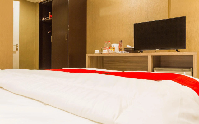 RedDoorz Plus @ Dipatiukur