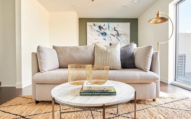 Sonder Baltimore Place