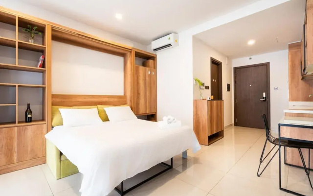 Urban Zen Saigon - Royal Apartment D4