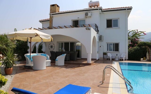 Villa Giorgina by Amy Villas