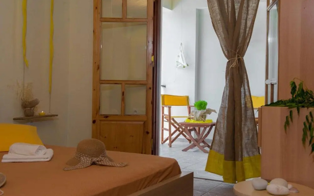 District Suites