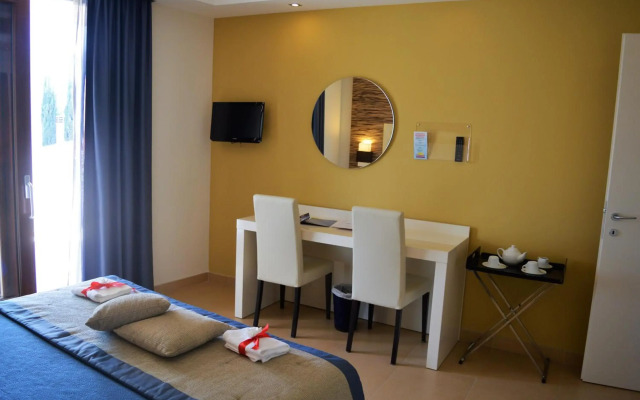 Prince Franklyn Hotel