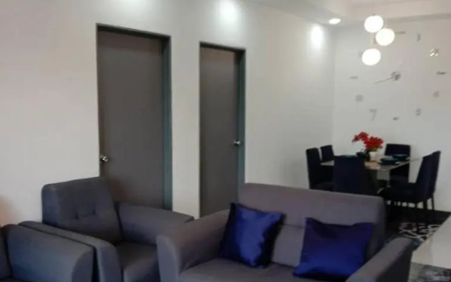 Ramadhina Eagle Eye View Home2stay Emerald Avenue