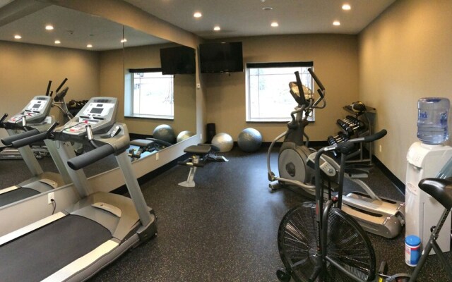 The East Avenue Inn & Suites