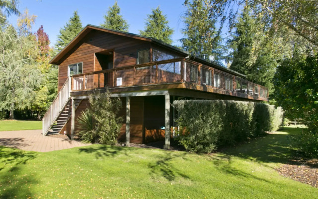 Tongariro Lodge
