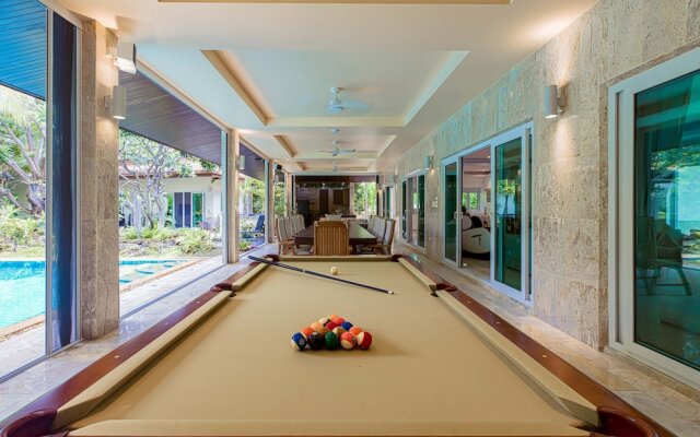 6BR Luxury Tropical Pool Villa PH125