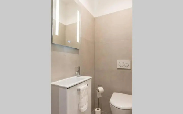 Adriatik Lux Teatro 1