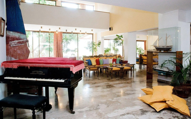 Aeolos Bay Hotel