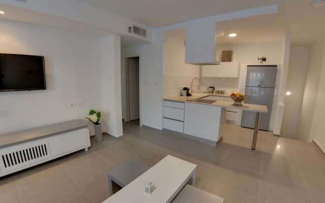 Royal Park Apt Resort by Sea N Rent