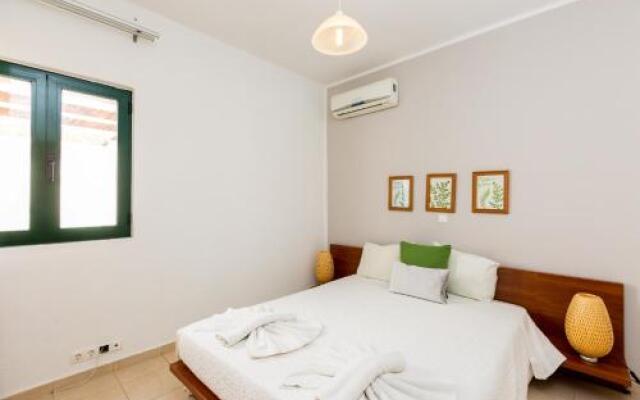 Plakoti Holiday Village