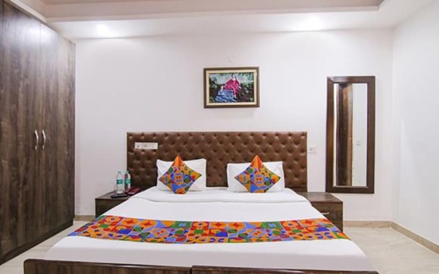 FabExpress The Premium Villa