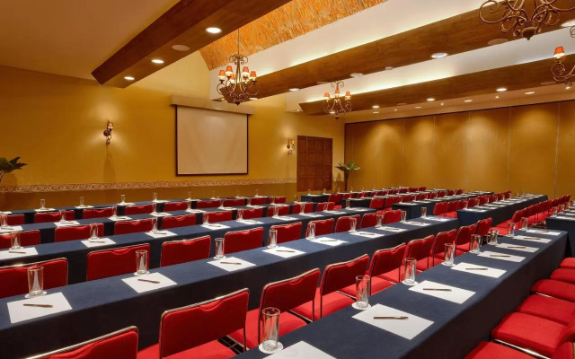 Hacienda Jurica by Brisas