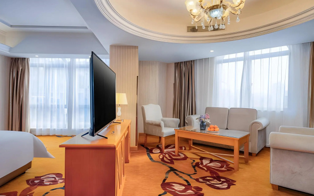 Vienna Hotel Shanghai Hongqiao National Exhibition Cente Sijing Metro Station – Guest Rooms – Shanghai