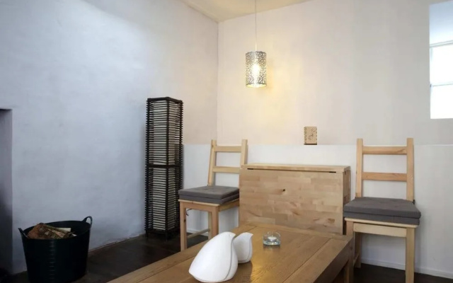 Central Apartment for the Fringe