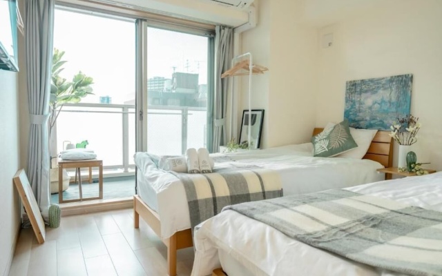 Central Mansions – Guest Rooms – Osaka