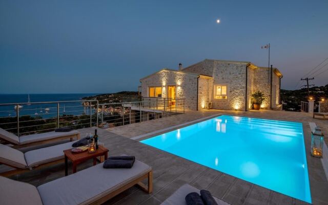 Above Blu Villa in Gaios