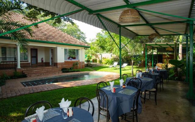 Livingstone Lodge