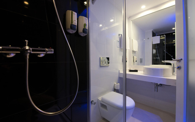 Liv City Hotels