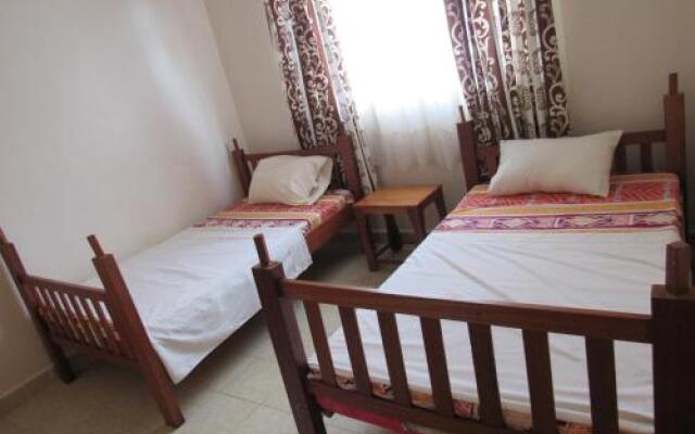 Bondo Travellers Hostel & Hotel