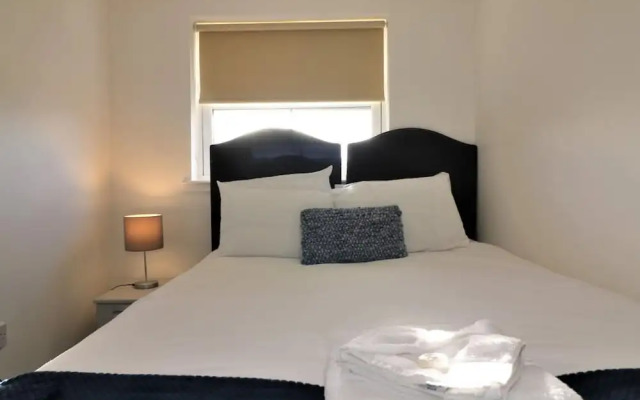 No 11 Bonnet Road - 2 Bed