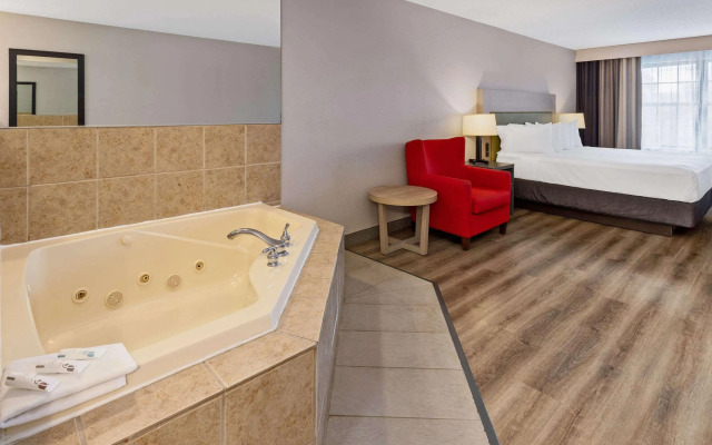 Country Inn & Suites by Radisson, Salisbury, MD