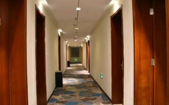 Xiya Zhenpin Hotel
