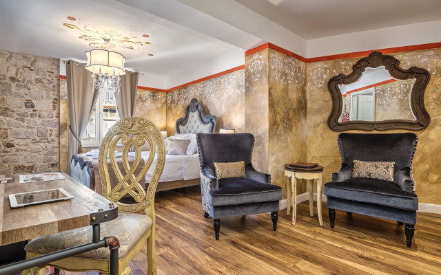 Plaza Marchi Old Town - MAG Quaint & Elegant Boutique Hotels