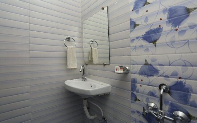 Hotel Khush Khush by OYO Rooms