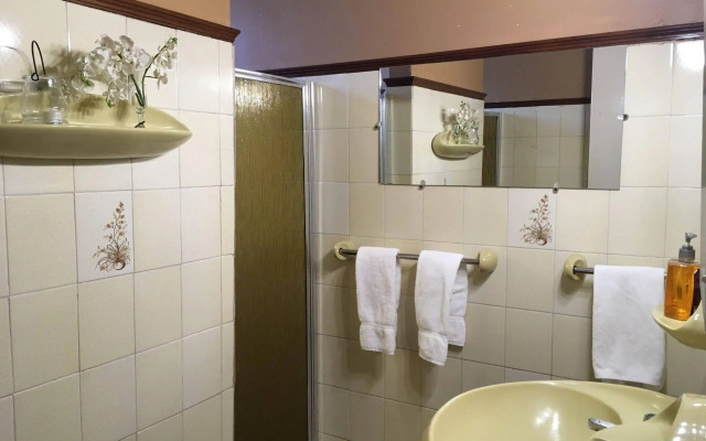 Panama House Bed & Breakfast