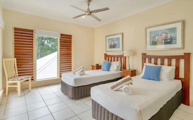 Paradise Links Port Douglas Luxury Villa