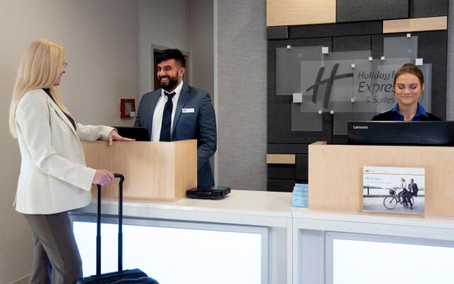 Holiday Inn Express Hotel & Suites Chester by IHG