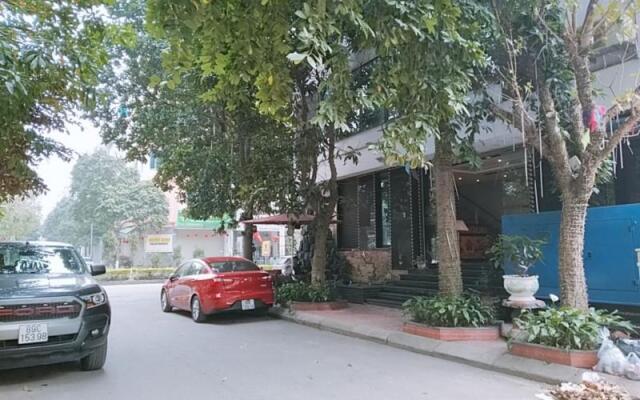OYO 1031 Le Yen Hotel near Thien Duc Hospital
