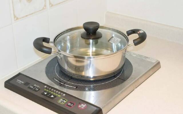 Riverside high-rise apartment BIOSU