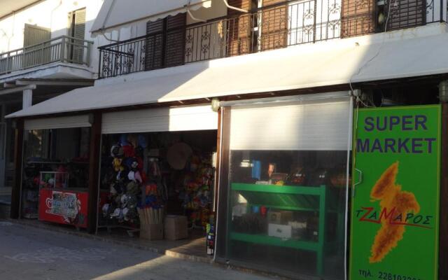 Tzamaros Studios Kythnos