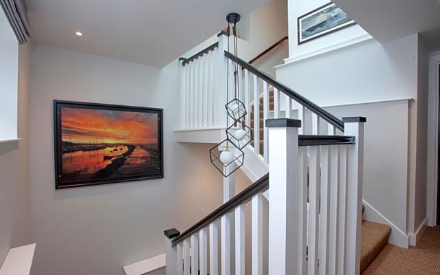 Golden Vanity, Maritime Suites, Brixham