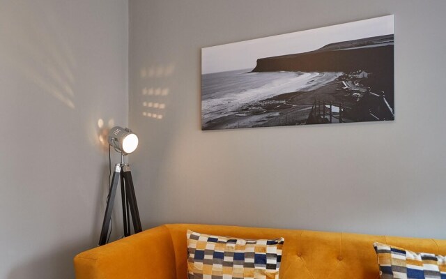 Fly Away Ruby in Saltburn-by-the-sea