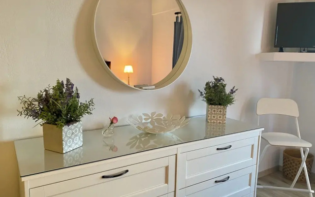 Agios Ioannis Luxurious Beachfront Apt